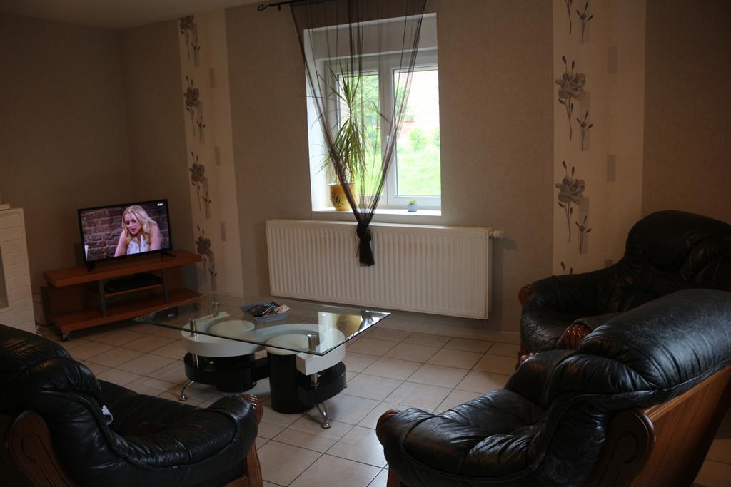 gîte du garde barrière Girondelle Extérieur photo