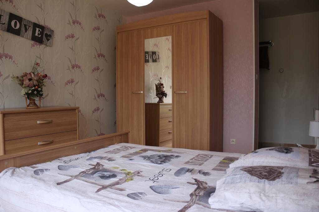 gîte du garde barrière Girondelle Extérieur photo