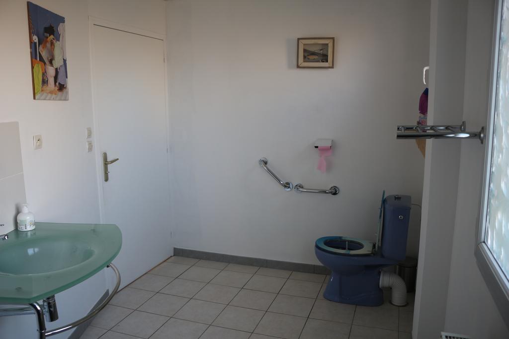 gîte du garde barrière Girondelle Extérieur photo
