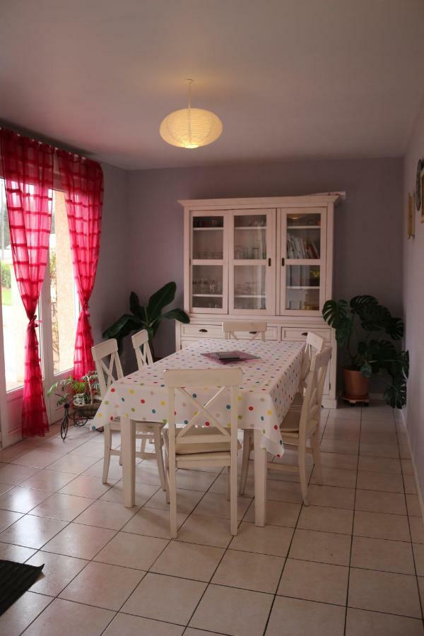 gîte du garde barrière Girondelle Extérieur photo