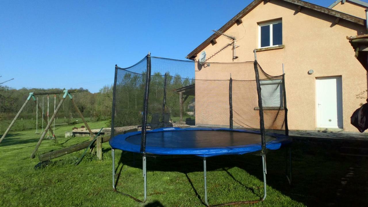 gîte du garde barrière Girondelle Extérieur photo
